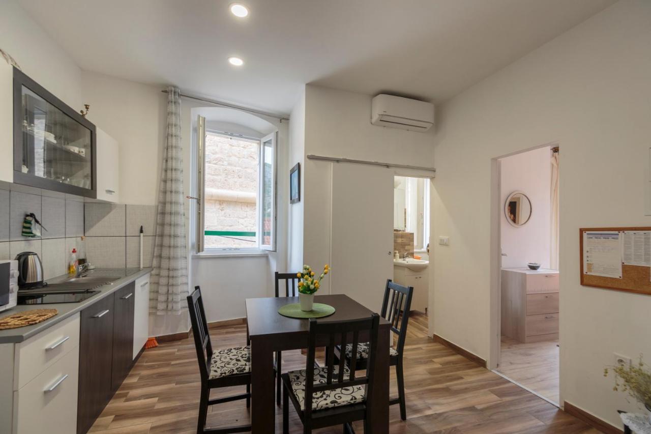 Apartment Esa Komiža Εξωτερικό φωτογραφία